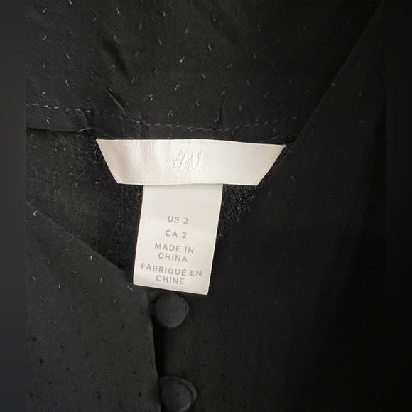 H&M - Black Button Front tank top - Size 2 - Picture 3 of 4